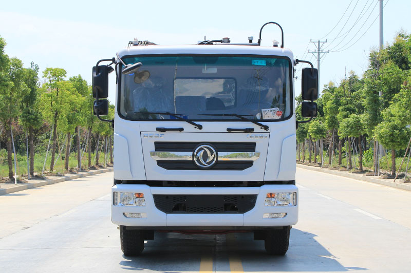 东风D9压缩式垃圾車(chē)(10方 13方 18方)